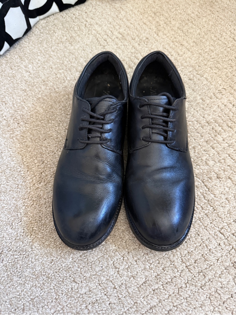 Zara Boys Black Dress Shoes – Size 6
